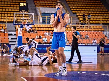 כל כך קרוב (FIBA)