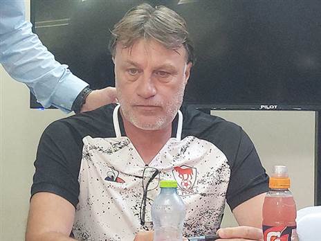 סלובודן דראפיץ'. ידריך את חניכיו מהדשא?