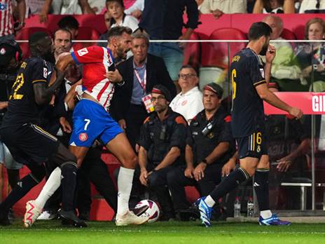 רגע שהעיב על הניצחון (Alex Caparros/Getty Images)