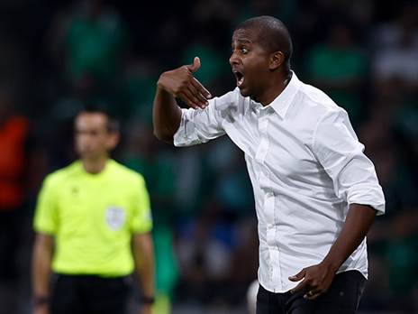 "אנחנו עם חזק וננצח" (GETTY)