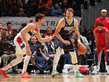 עמד יפה. דני מול לוקה (GETTY)