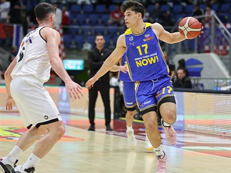 מאייר. מרוצה מהבכורה (לירון מולדובן)