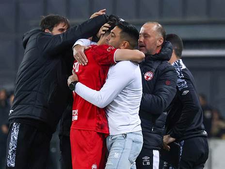 הפועל באר שבע חוגגת ניצחון נוסף (דני מרון)