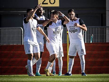 תצליח לנצח בגביע? אשדוד (צילום: עודד קרני)