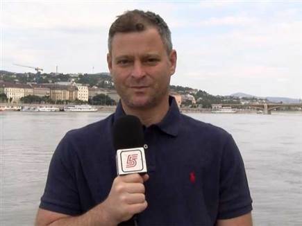 הנבחרת תנחת בשני