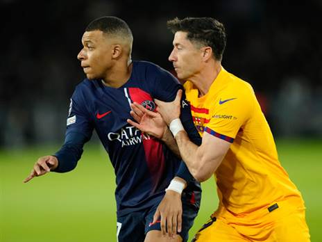 לבנדובסקי לצד אמבפה. יש לברצלונה את השילוב הנכון להגיע רחוק (Getty)