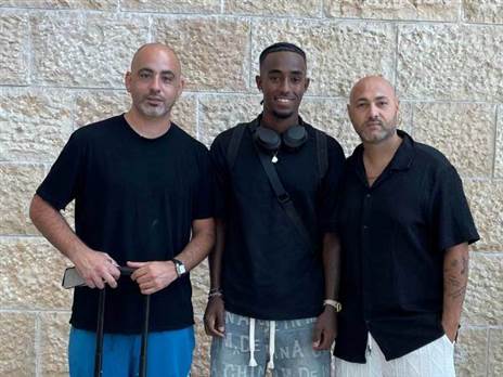 ליאור קאסה. הקשר מתחיל את הדרך באיטליה