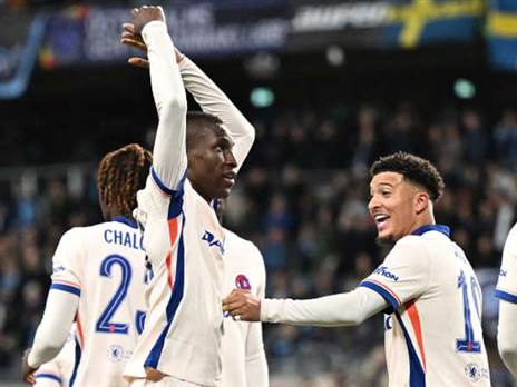 רגל וחצי בגמר. ג`קסון (GETTY)