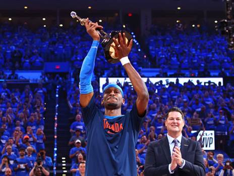 התרומם, עד לגדולה. גילג`ס כשחקן המצטיין (getty)