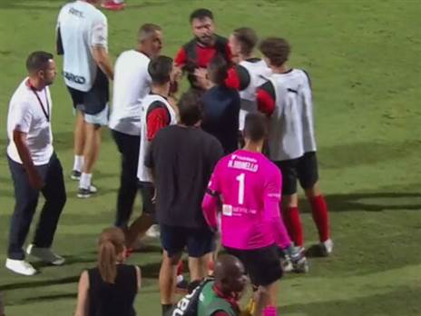 בקבוצה הפרידו