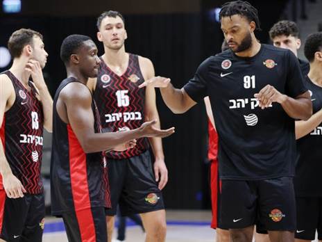 נשארו מושלמים