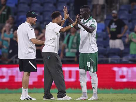 יעזוב או ישאר? (מאור אלקסלסי)