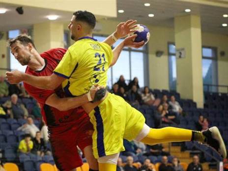 ניצחון למכבי ראשל“צ, עדן ג`ינג` (לירון דהן)