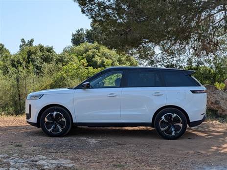 יש רכבי פנאי B-SUV נוחים ממנו