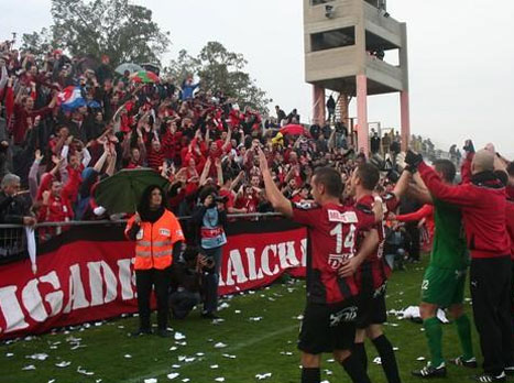 המוליכה תהיה זו תשמח גם במאי? קטמון (דאבל פס)