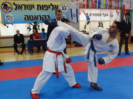 קרבות? רק על המזרן. נאפז אל וואדי וניצן דוידוב (באדיבות התאחדות אילת)