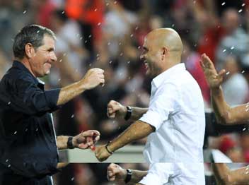 אבוקסיס וגוטמן. איחדו כוחות