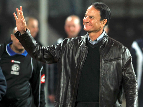 אלי כהן. מחפש חיזוק (אלן שיבר)