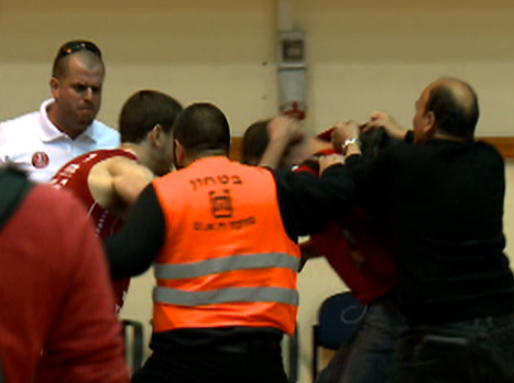 שתי הקבוצות יעמדו לדין