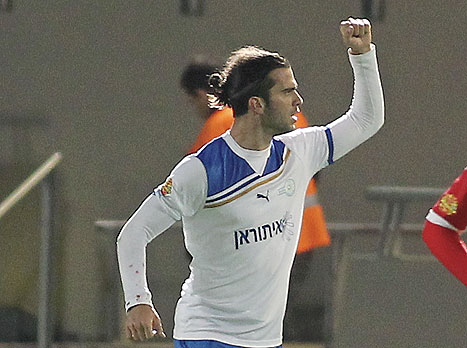 חוזר לעצמו. סולארי (צילום: אלן שיבר)