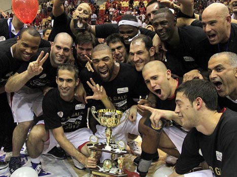 יניפו את הגביע גם הפעם? גלבוע/גליל חוגגת בעונה שעברה