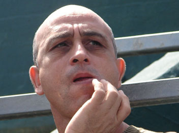 סיני. ימתין לבואו של הקשר הניו-זילנדי