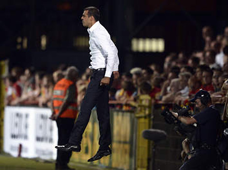 גיא לוזון. הצלמים מתחילים להתרגל לקפיצות