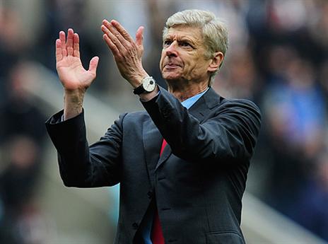 ונגר. חוגג 17 שנים במועדון הלונדוני