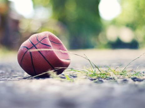 הקנית ערכים? יותר בכיוון של מכות ומשטרות (GETTYIMAGES)