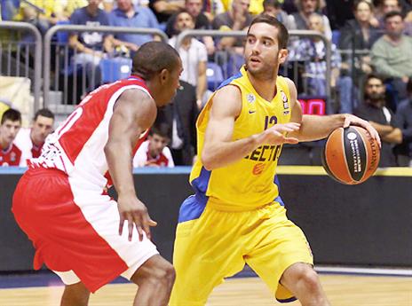 שיפר מאוד את היד מבחוץ. אוחיון