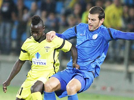 סולליך ויובאנוביץ'. נקודה רגישה (יוסי שקל)