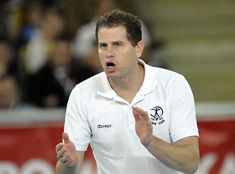 לא מפסיק לנצח. נעם כץ (אתר האיגוד האירופי)