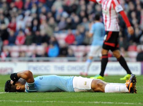 על הגב, על הפנים. אגוארו וסיטי (gettyimages)
