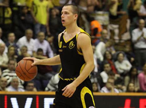 ברנר. מהפרקט לספסל