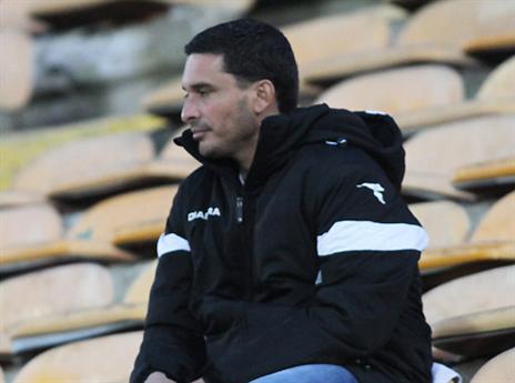 דורה, יש לו הרבה עבודה (יוסי שקל)
