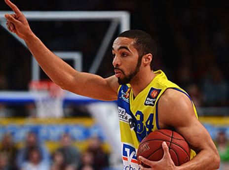 ווייט, מצטרף לראשון לציון