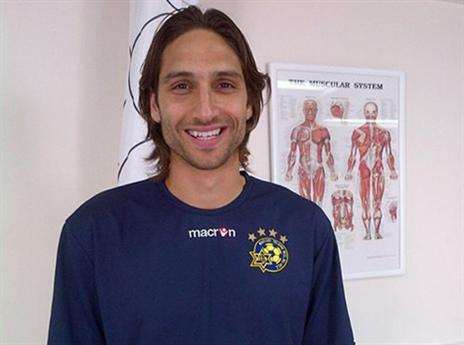 בדש. אחד מגיע, השני הולך? (האתר הרשמי, מכבי ת"א)