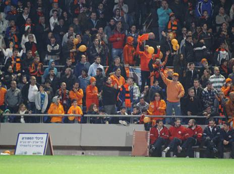 "הקהל מדהים". כתום בבלומפילד (אלן שיבר)