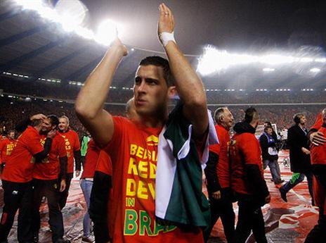 והנה עוד כוכב גדול שינחת פה