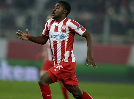 קמפבל חוגג על האנגלים (gettyimages)