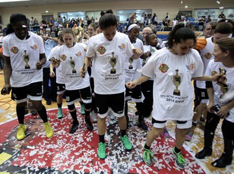 והבנות של ענבר יחגגו עד הבוקר