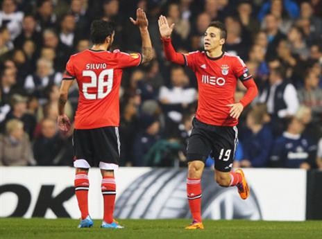 בנפיקה עשתה בית ספר לטוטנהאם (GETTYIMAGES)