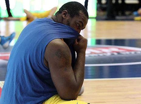 סופו פתח על הספסל (אלן שיבר)