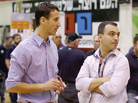 מעביר את השרביט. ליובין וחסין (מנהלת הליגה)