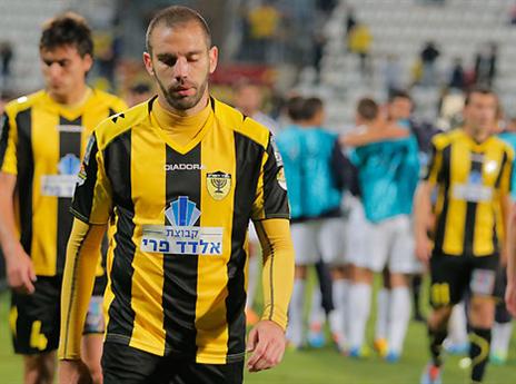 קפילוטו. בית"ר תחכה עד התואר הבא (אנג'ו גוש ג'יני)