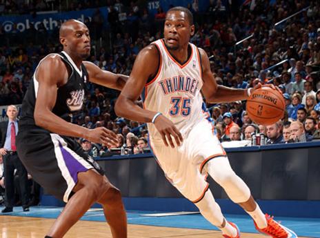 דוראנט. מתקרב לג'ורדן (gettyimages)