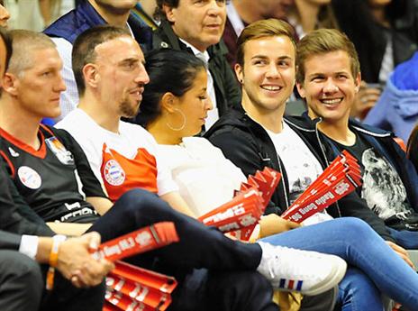 גצה, ריברי ושוויני ביציע (gettyimages)