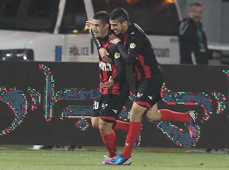 ילבש שוב אדום? (אלן שיבר)