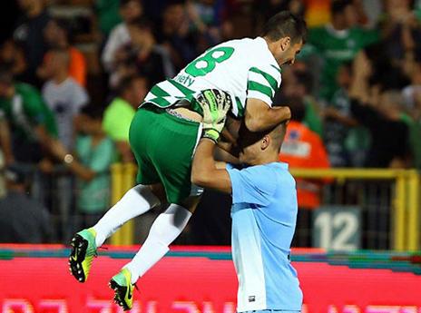 שמח אצל הירוקים