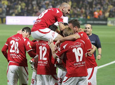 "יש כאן חבר'ה מדהימים" (אלן שיבר)